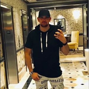 Meet your Posher, Shoe